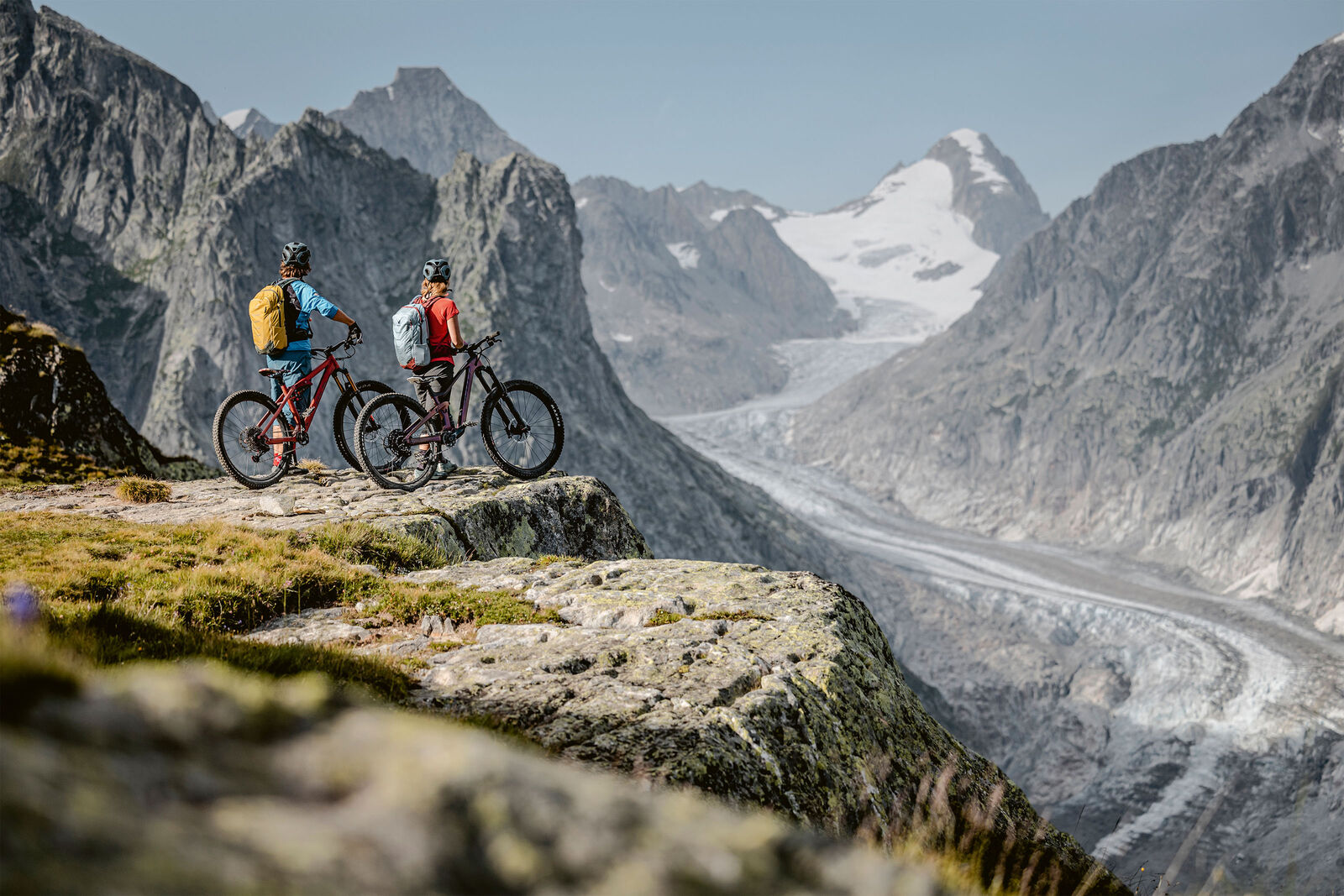Grandioser Blick in das tief eingeschnittene Tal, welches der Gletscher über Jahrtausende in die Landschaft geschnitten hat.