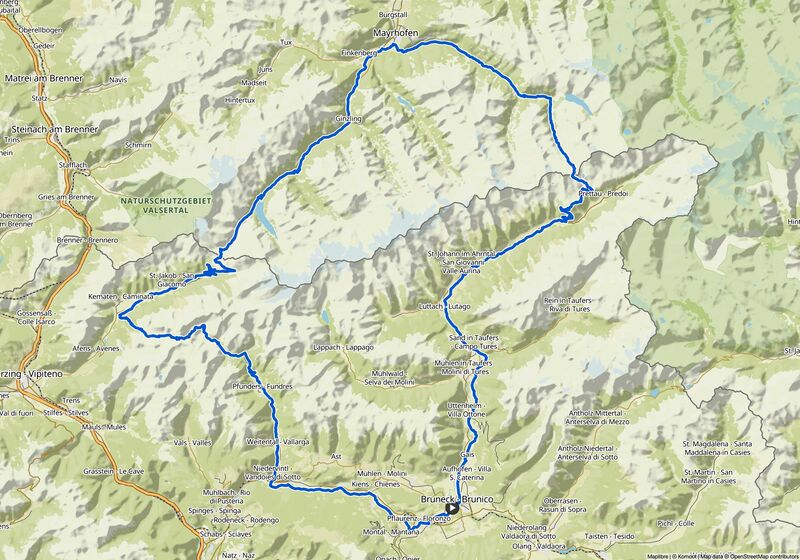 Dreht man die Karte etwas nach rechts, ähnelt die Strecke des Zillertaler Trails einem jaulenden Hund.